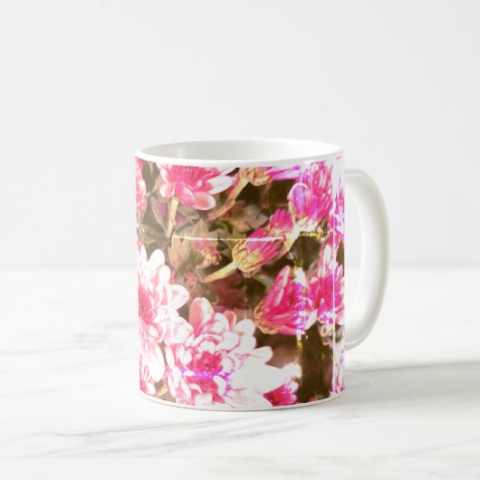 Pink Floral Bloom Pattern – Soft Botanical Design コーヒーマグカップ (正面右)