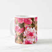 Pink Floral Bloom Pattern – Soft Botanical Design コーヒーマグカップ (正面左)