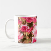 Pink Floral Bloom Pattern – Soft Botanical Design コーヒーマグカップ (左)