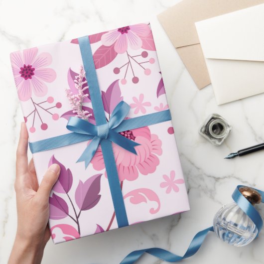 Pink Floral Pattern with Elegant Blossoms ラッピングペーパー (ギフト)