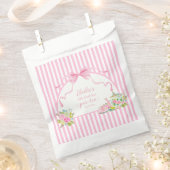 Pink Floral Stripe Let's Par-tea Birthday フェイバーバッグ (クリップ留めされた状態)