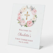 Pink floral wreath First Communion welcome 台座サイン (正面)
