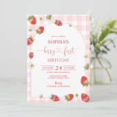 Pink Gingham Berry First Birthday 1st Birthday 招待状 (スタンド正面)