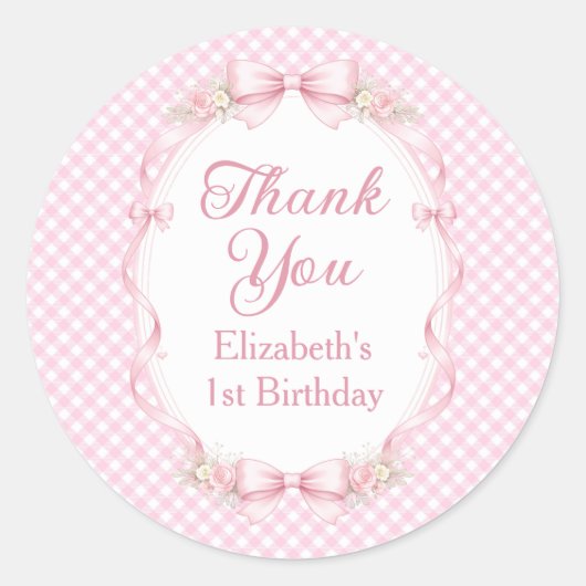 Pink Gingham Bow First Birthday Thank You Sticker ラウンドシール (正面)