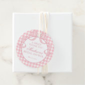 Pink Gingham Coquette Bow Bridal Shower Circle フェイバータグ (インサイチュ)