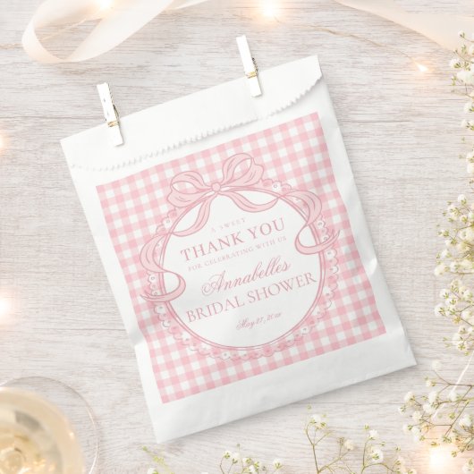 Pink Gingham Coquette Bow Bridal Shower Dessert フェイバーバッグ (クリップ留めされた状態)