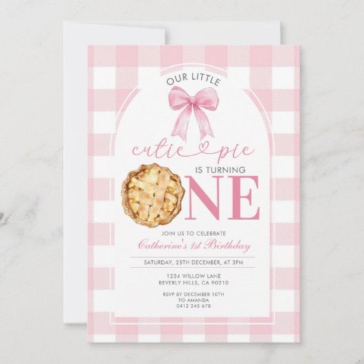 Pink Gingham Cutie Pie First Birthday Invitation 招待状 (正面)
