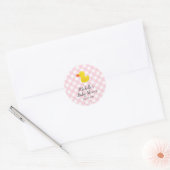 Pink Gingham Rubber Duckie Baby Shower ラウンドシール (封筒)