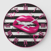 Pink Glam Lips Stripes Chic Fashion ラージ壁時計 (正面)