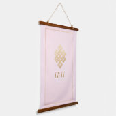 Pink & Gold Eternal Knot Hanging Tapestry 吊り下げ型タペストリー (傾斜あり)