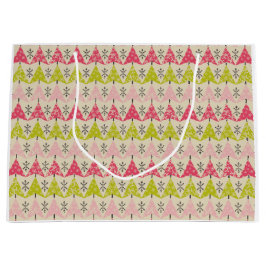Pink & green Christmas trees ラージペーパーバッグ