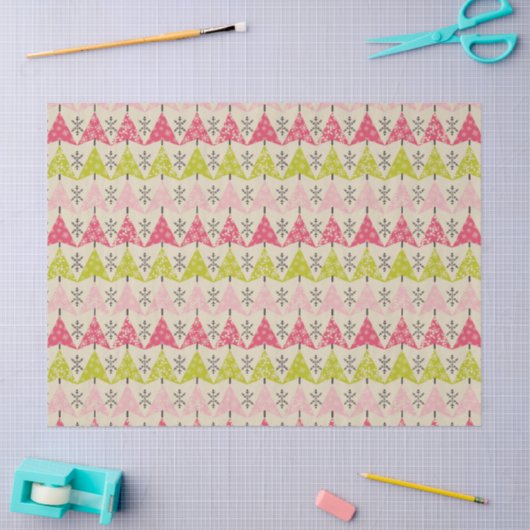 Pink & green Christmas trees 薄葉紙 (クラフト)