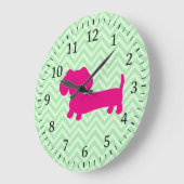 Pink & Green Dachshund Wall Clock ラージ壁時計 (傾斜)