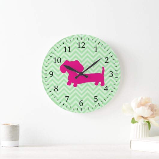 Pink & Green Dachshund Wall Clock ラージ壁時計 (ホーム)
