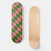 Pink Green Harlequin Checkered Design  スケートボード (正面)
