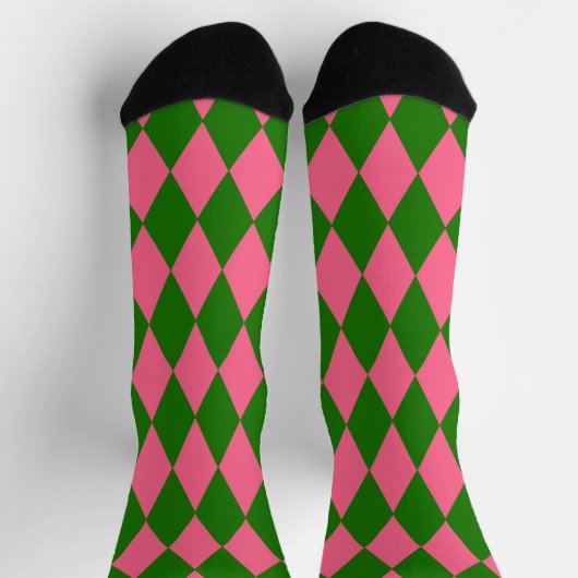 Pink Green Harlequin Checkered Design  ソックス (上部)