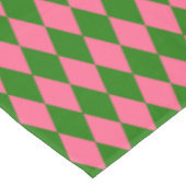 Pink Green Harlequin Checkered Design  テーブルクロス (アングル)