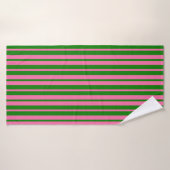 Pink Green Stylish Stripes Pattern Design  バスタオル (バスタオル)