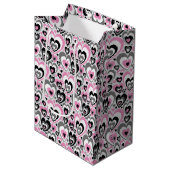 Pink Grey Black Hearts Pattern. Gift Bag ミディアムペーパーバッグ (正面アングル)