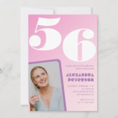 Pink Groovy 56th誕生日招待状レトロ写真 招待状 (正面)