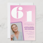 Pink Groovy 61th誕生日招待状レトロ写真 招待状 (正面)