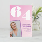 Pink Groovy 64th誕生日招待状レトロ写真 招待状 (スタンド正面)