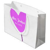 Pink heart balloon Mrs add name est. Add year love ラージペーパーバッグ (裏面アングル)