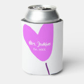 Pink heart balloon Mrs add name est. Add year love 缶クーラー (缶裏面)