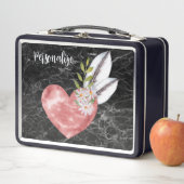 Pink Heart Feathers Black Marble BG Personalized メタルランチボックス (インサイチュ)