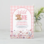 Pink Heifer Bull First Birthday Invitation 招待状 (スタンド正面)