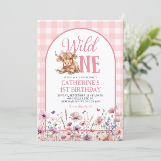 Pink Heifer Bull First Birthday Invitation 招待状 (スタンド正面)
