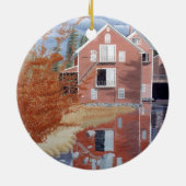 Pink House in Autumn セラミックオーナメント (裏面)