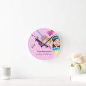 Pink Janitorial LAdy Cleaning Professional ラウンド壁時計 (ホーム)