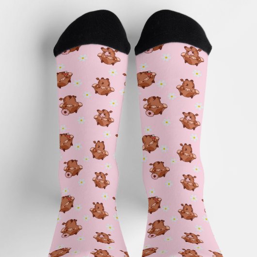 Pink Kawaii Highland Cows Seamless Pattern ソックス (上部)