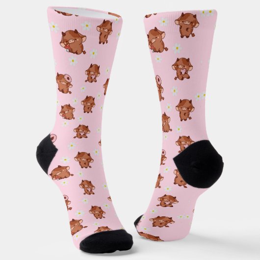 Pink Kawaii Highland Cows Seamless Pattern ソックス (傾斜あり)