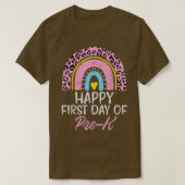 Pink Leopard Rainbow Happy First Day Of PreK Prek  Tシャツ (デザイン正面)