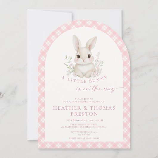 Pink Little Bunny Gingham Arch Baby Shower 招待状 (正面)