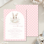 Pink Little Bunny Gingham Arch Baby Shower 招待状