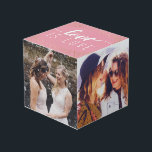 Pink Love is Love金ゴールド紙吹雪- 結婚の写真 フォトキューブ<br><div class="desc">写真キューブあなたの写真結婚の4つの部屋と、愛とピンクの背景に愛の愛と書金ゴールドと一緒に紙吹雪。</div>