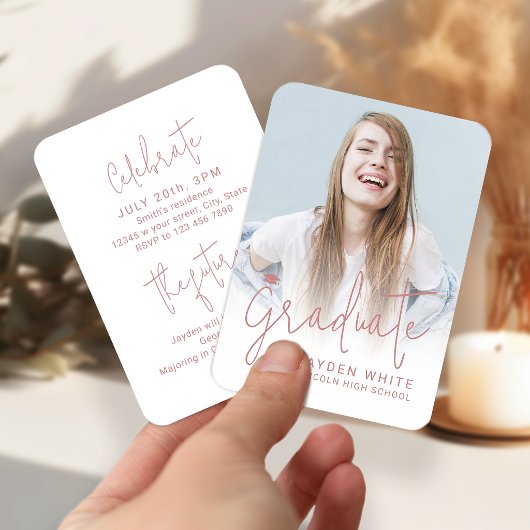 Pink Mini Modern Script Photo Graduation Invite エンクロージャーカード
