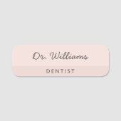 Pink Minimalist Dentist 名札 (正面)