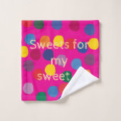 Pink mit bunten Punkten und Schriftzug - バスタオルセット (ウォッシュタオル)