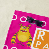 Pink Monster Kids' Rooms Child Name antistress ビーチタオル (インサイチュ)