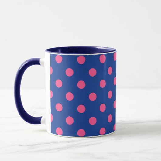 Pink On Blue Polka Dots Pattern Design マグカップ (左)