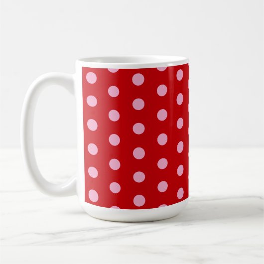 Pink on Red Polka Dots  コーヒーマグカップ (左)