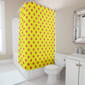 Pink On Yellow Polka Dots Pattern Design シャワーカーテン (インサイチュ)