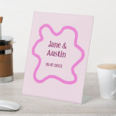 Pink pastel retro wedding border frame name date 台座サイン (インサイチュ)