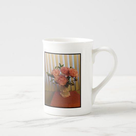Pink Peony Bouquet Bone China Mug ボーンチャイナマグカップ (右)
