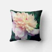 Pink Peony Flower In Bloom Close Up  クッション (裏面)