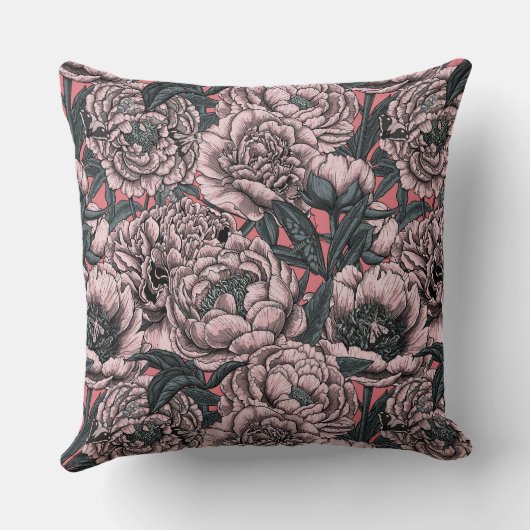 Pink peony flowers and moths クッション (裏面)